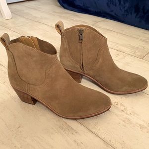 Ugg Kingsburg Boot